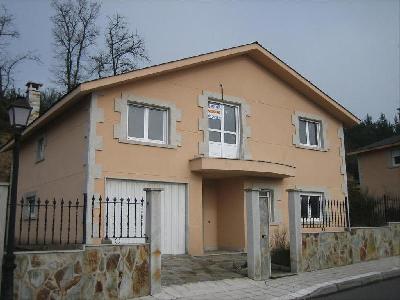 Vivienda aislada en A Pobra de San Xiao