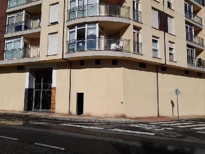 Local comercial en Cervo