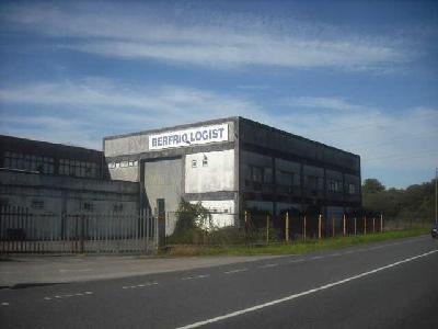 Nave industrial en Mos