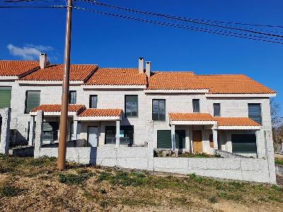 Vivienda adosada en Celanova