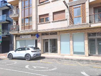 Local comercial en Tomi�o