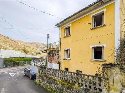 Vivienda aislada en Mieres