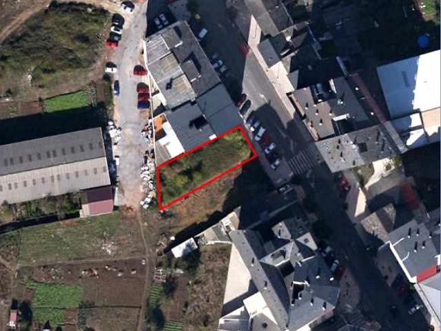 AREA