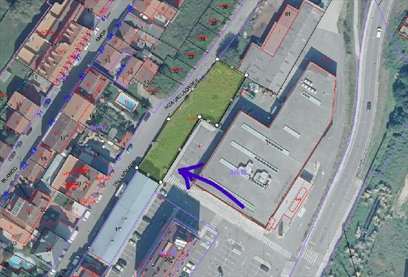 AREA