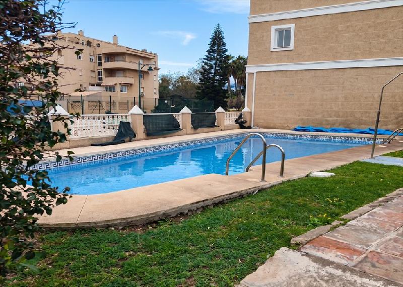 PISCINA COMUNITARIA